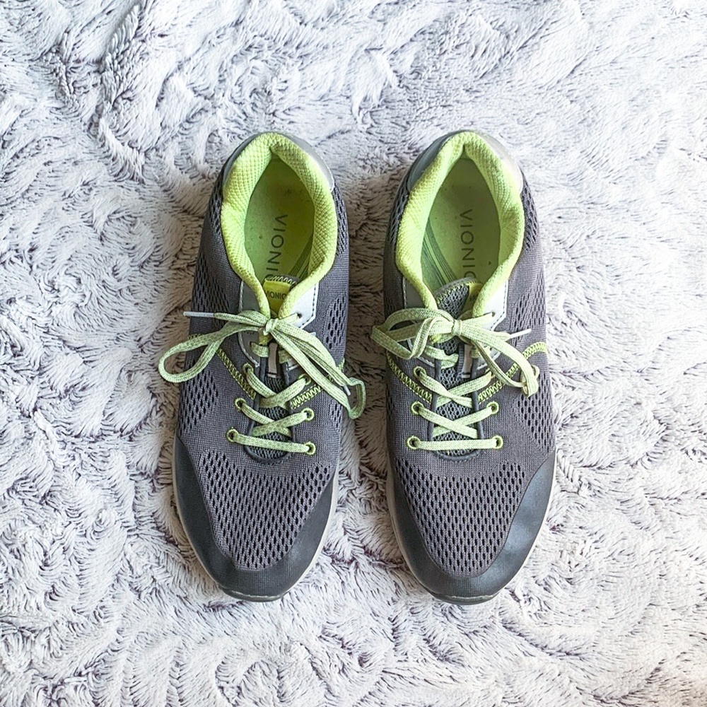 Vionic 335 Emerald Shoes ☆